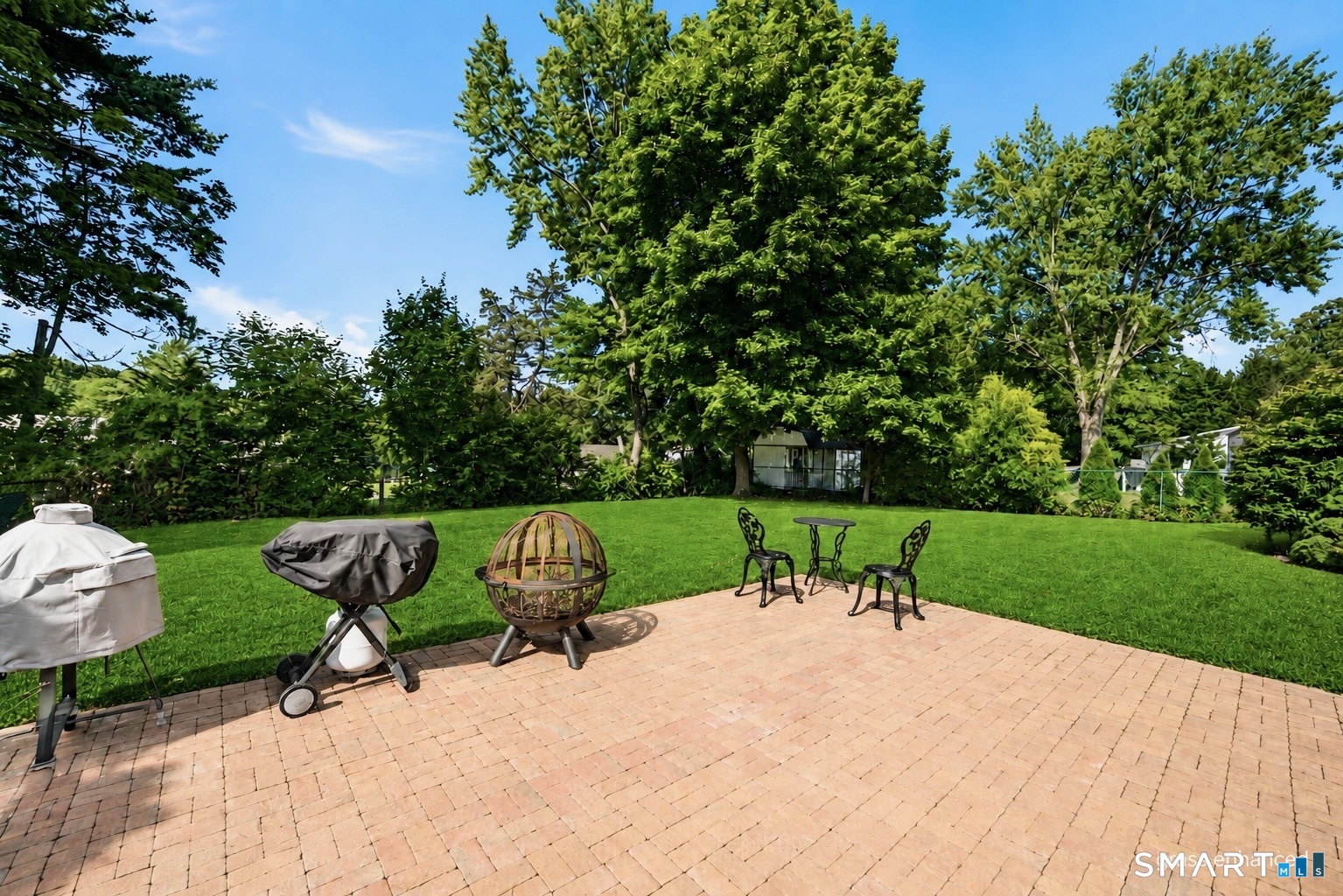 82 Weaver Road Manchester CT 06042