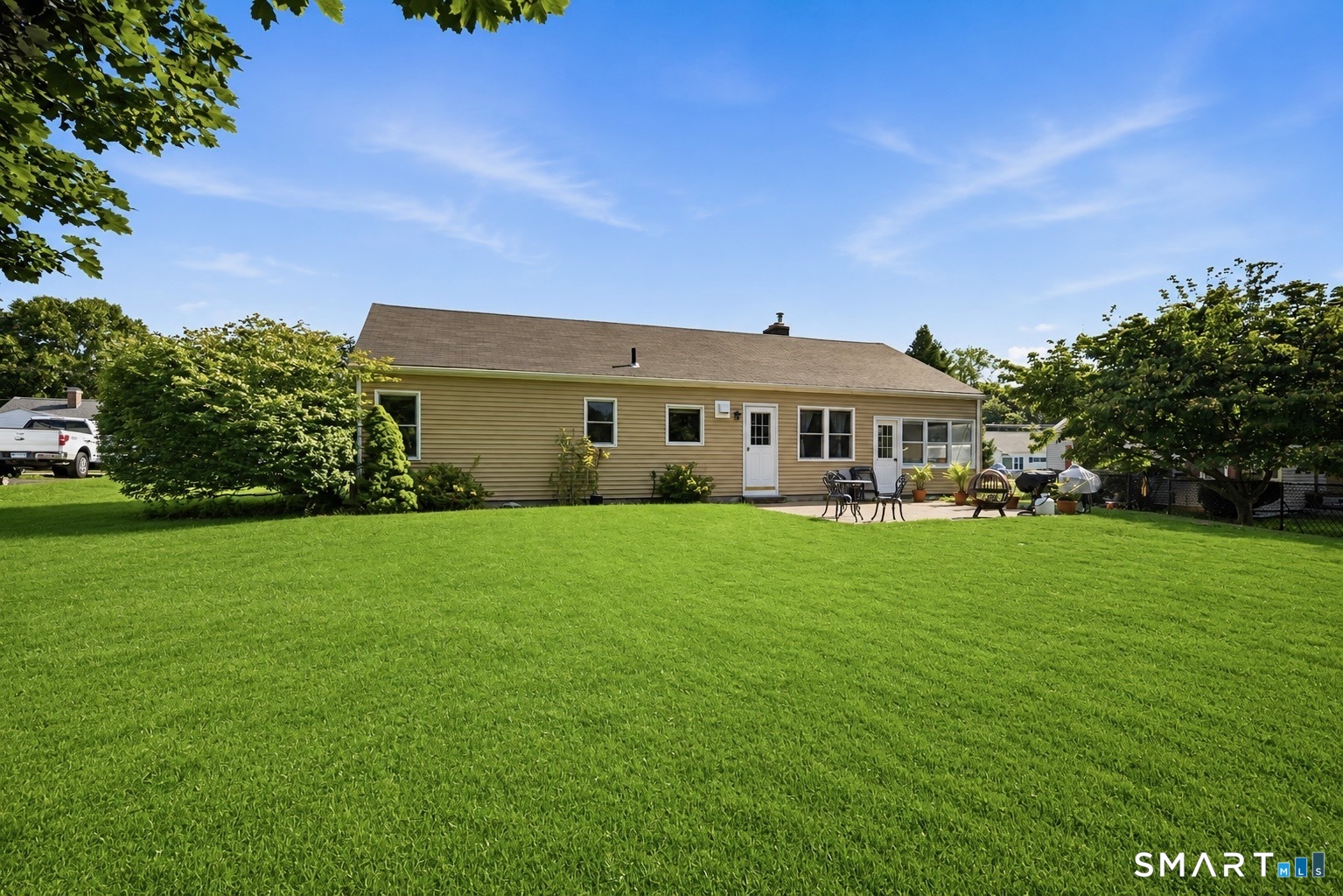 82 Weaver Road Manchester CT 06042