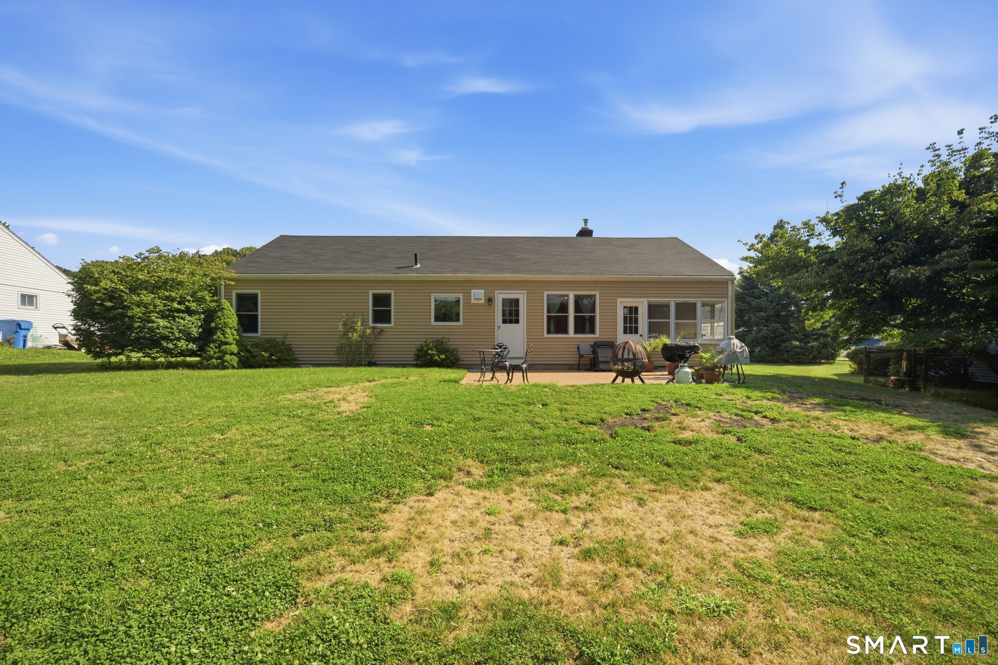 82 Weaver Road Manchester CT 06042