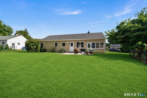 82 Weaver Road Manchester CT 06042