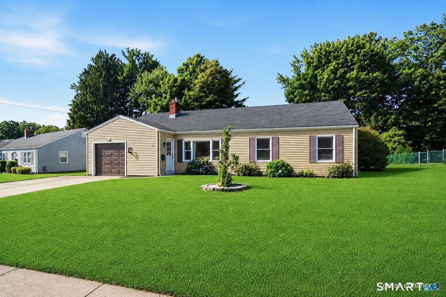 82 Weaver Road Manchester CT 06042