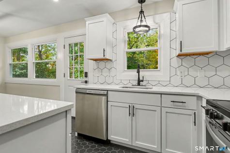 35 Columbine Drive Trumbull CT 06611