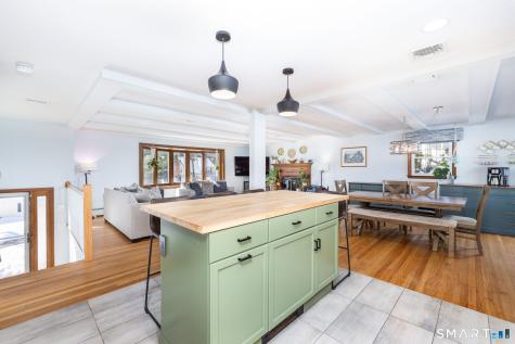 95 Lakewood South Circle Manchester CT 06040