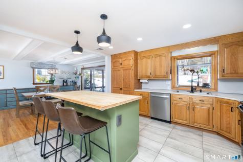 95 Lakewood South Circle Manchester CT 06040