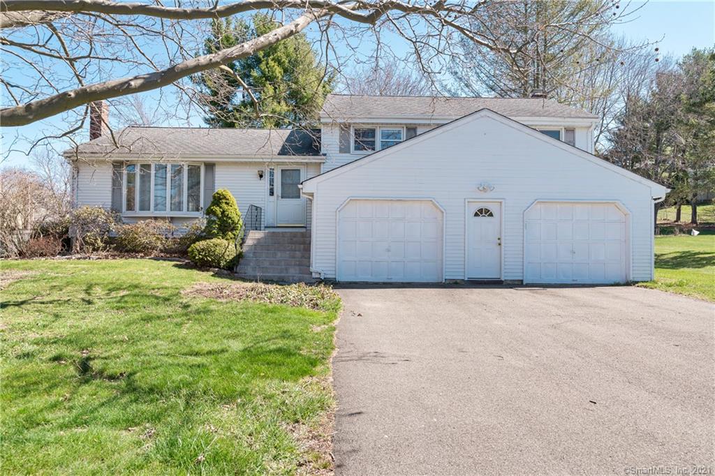 1 Oxford Lane Cromwell CT 06416
