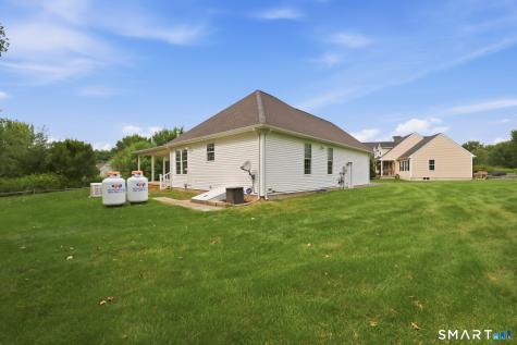 4 Cornfield Lane Ellington CT 06029