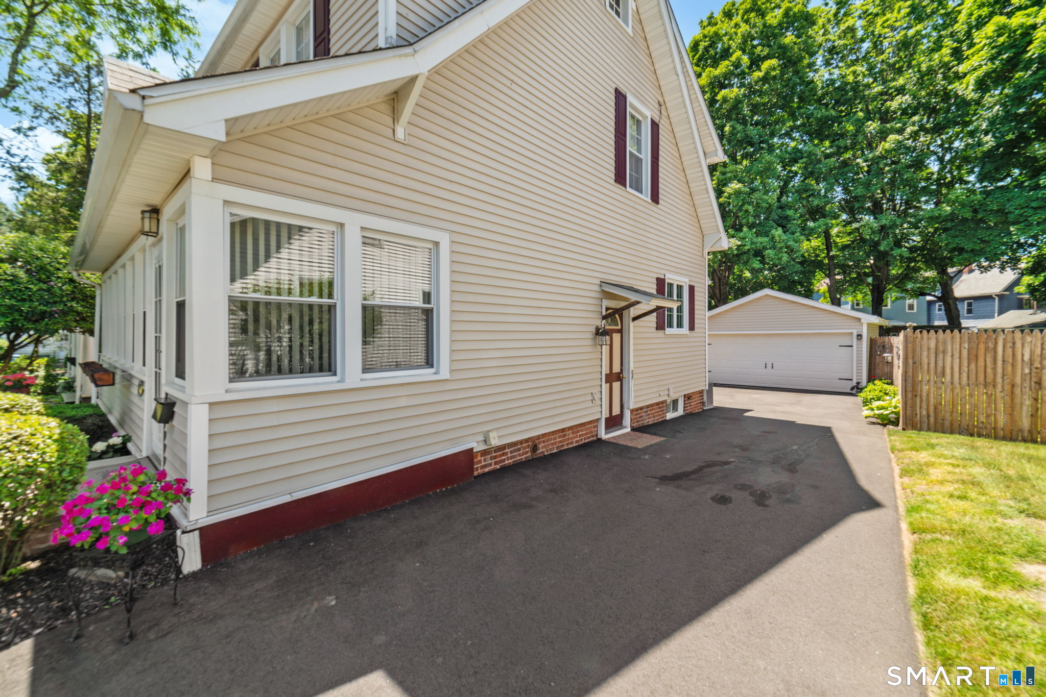65 Ford Street Hamden CT 06517