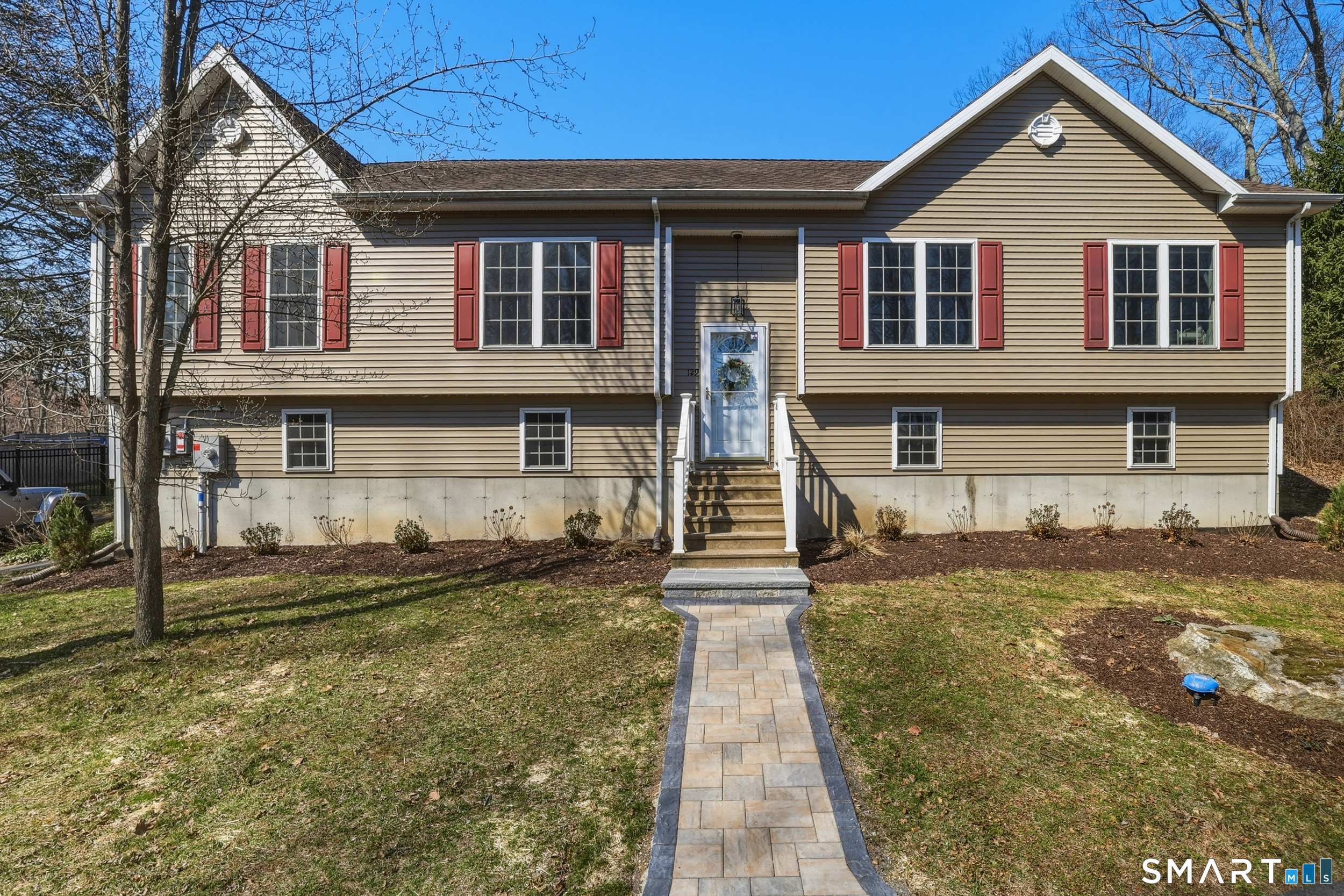 129 North Mountain Road Canton CT 06019