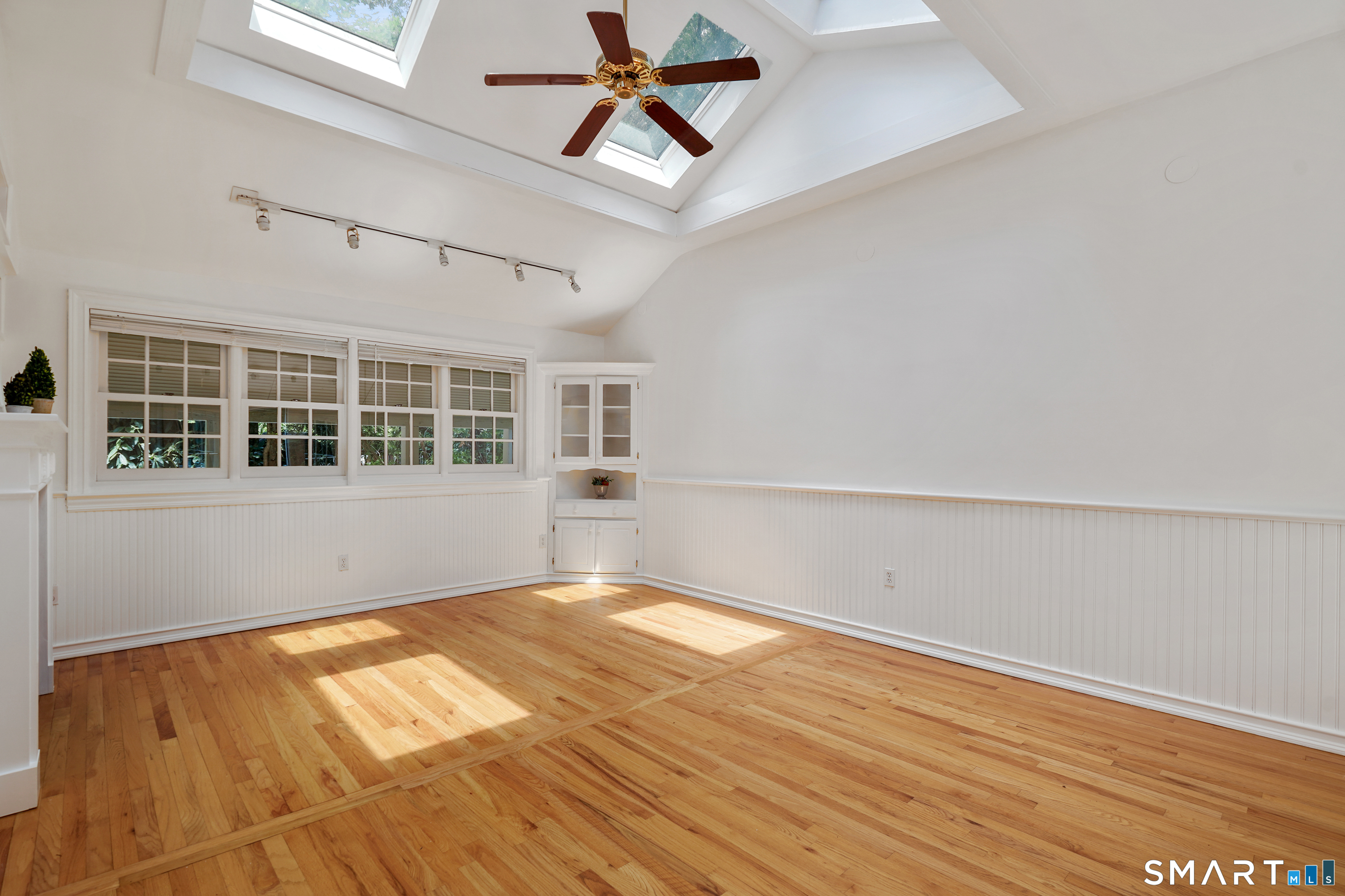 141 Idlewood Drive Stamford CT 06905