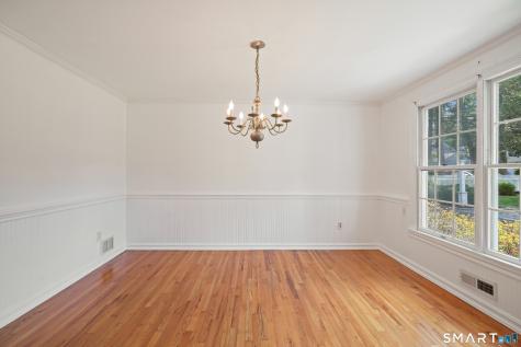 141 Idlewood Drive Stamford CT 06905