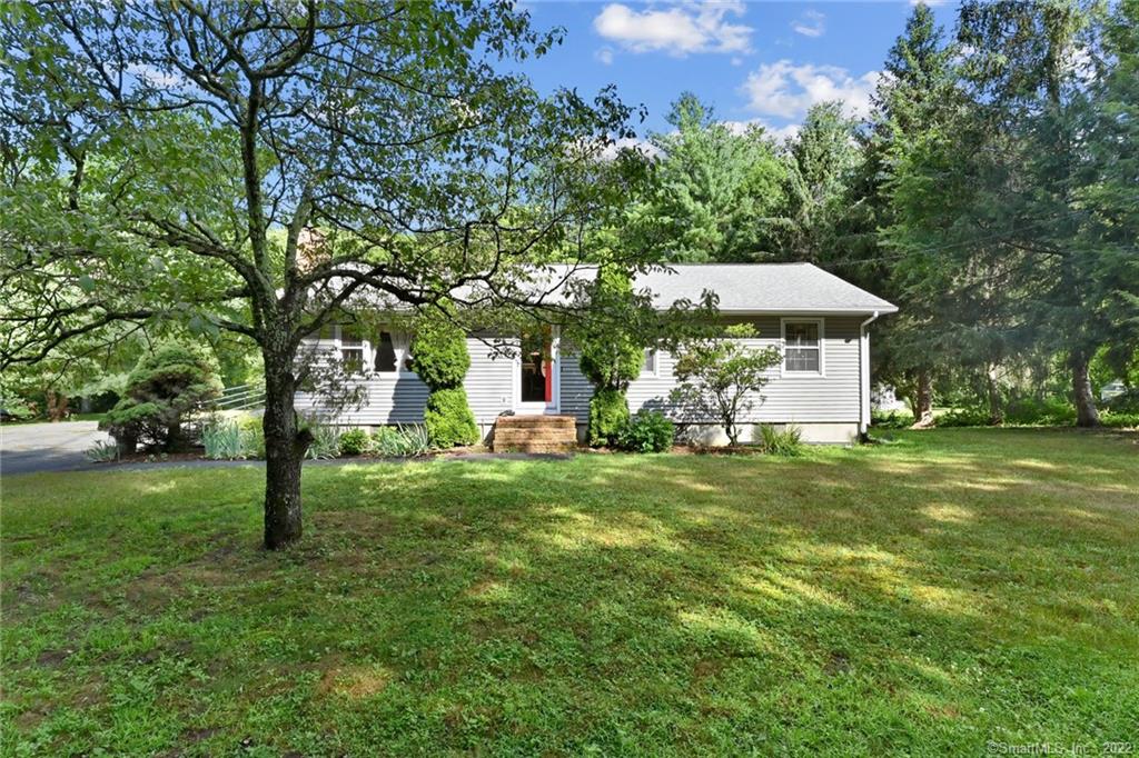 18 Sand Road New Milford CT 06776