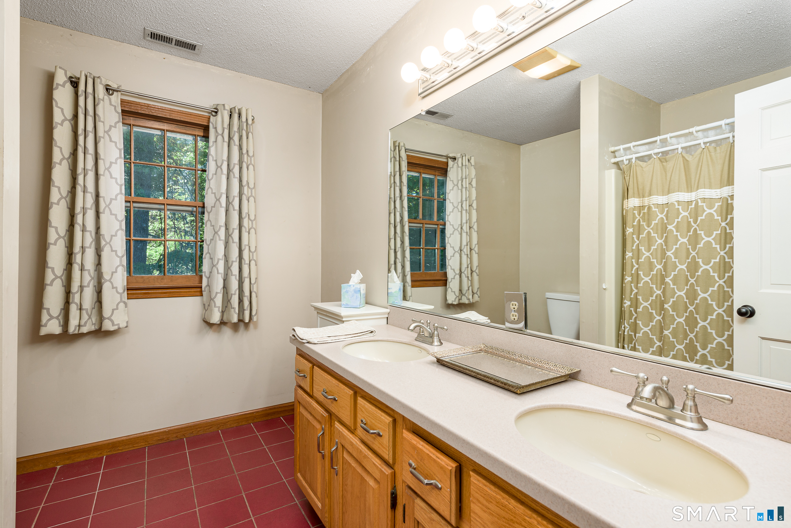 78 Deer Run Drive Colchester CT 06415