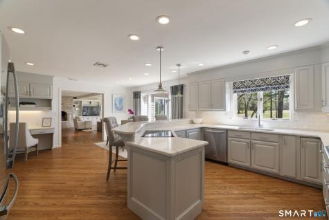 29 Woodland Drive Avon CT 06001