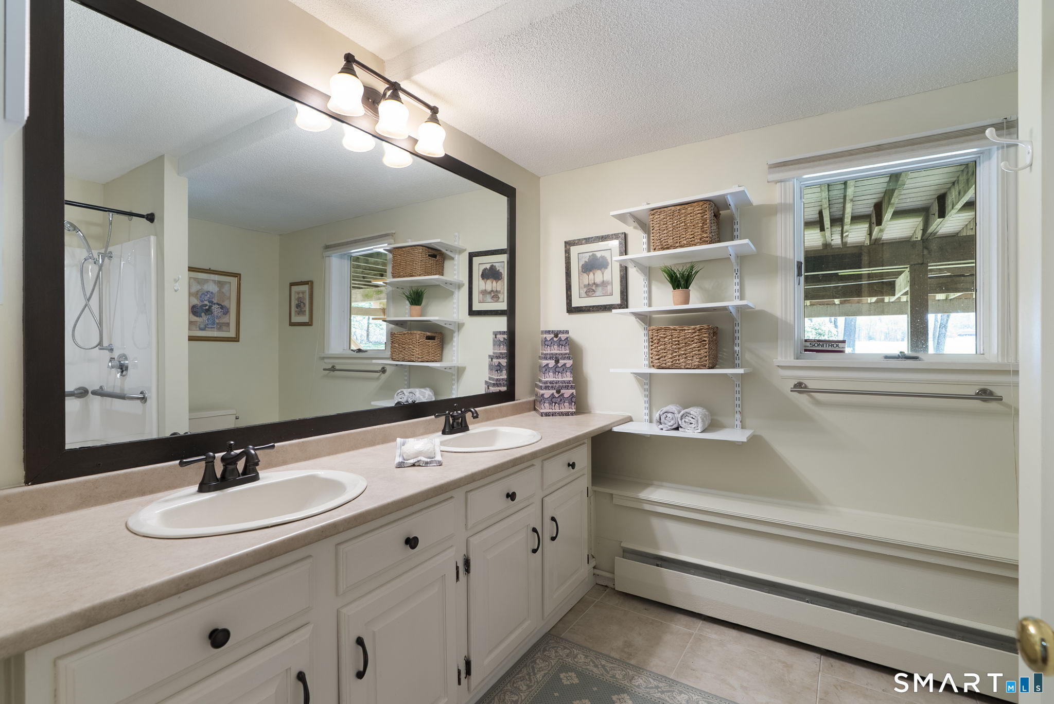 29 Woodland Drive Avon CT 06001