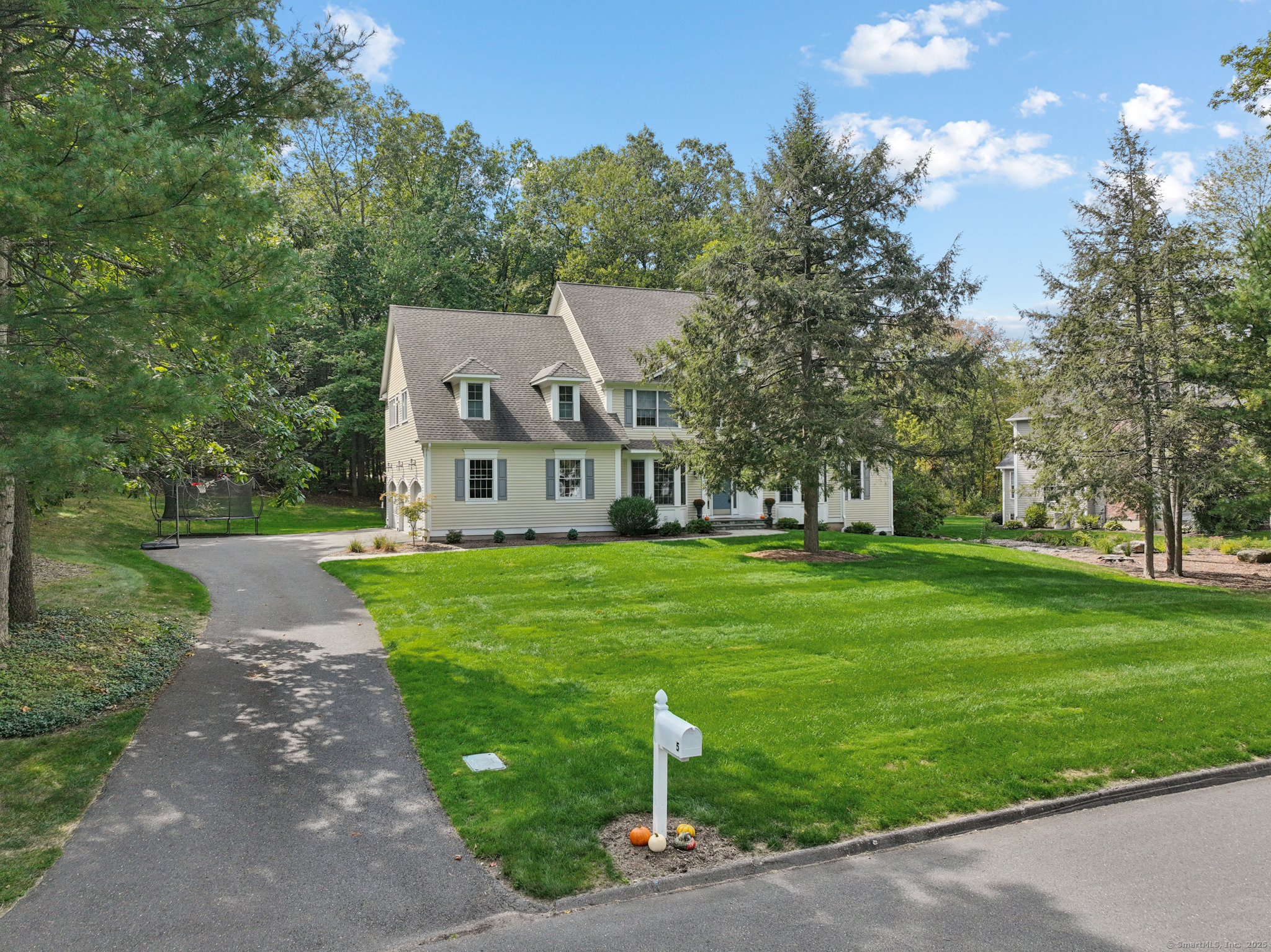 5 Anja Drive Simsbury CT 06070