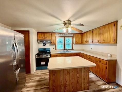 18 Hillside Street Danbury CT 06810