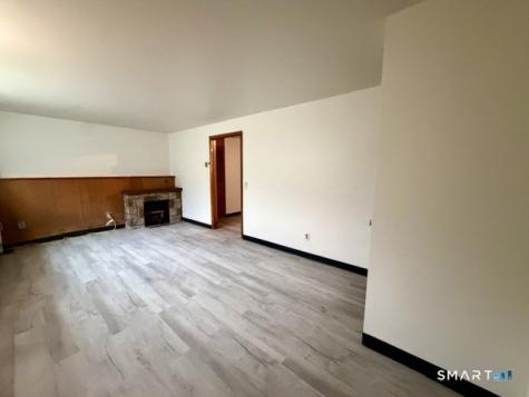 18 Hillside Street Danbury CT 06810