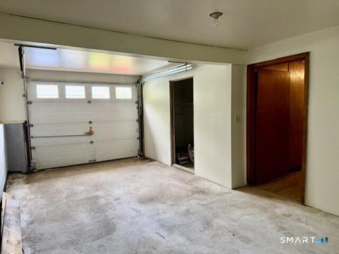 18 Hillside Street Danbury CT 06810