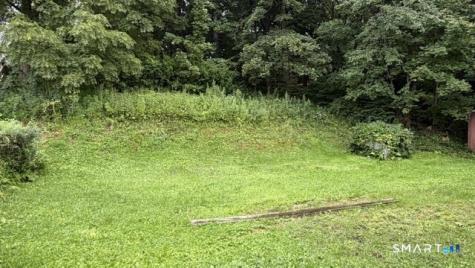 18 Hillside Street Danbury CT 06810