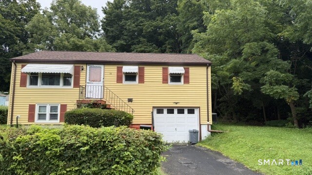 18 Hillside Street Danbury CT 06810