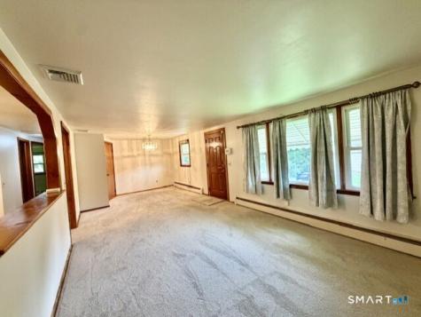 18 Hillside Street Danbury CT 06810