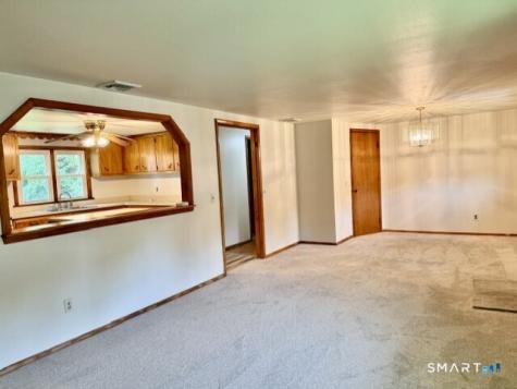 18 Hillside Street Danbury CT 06810