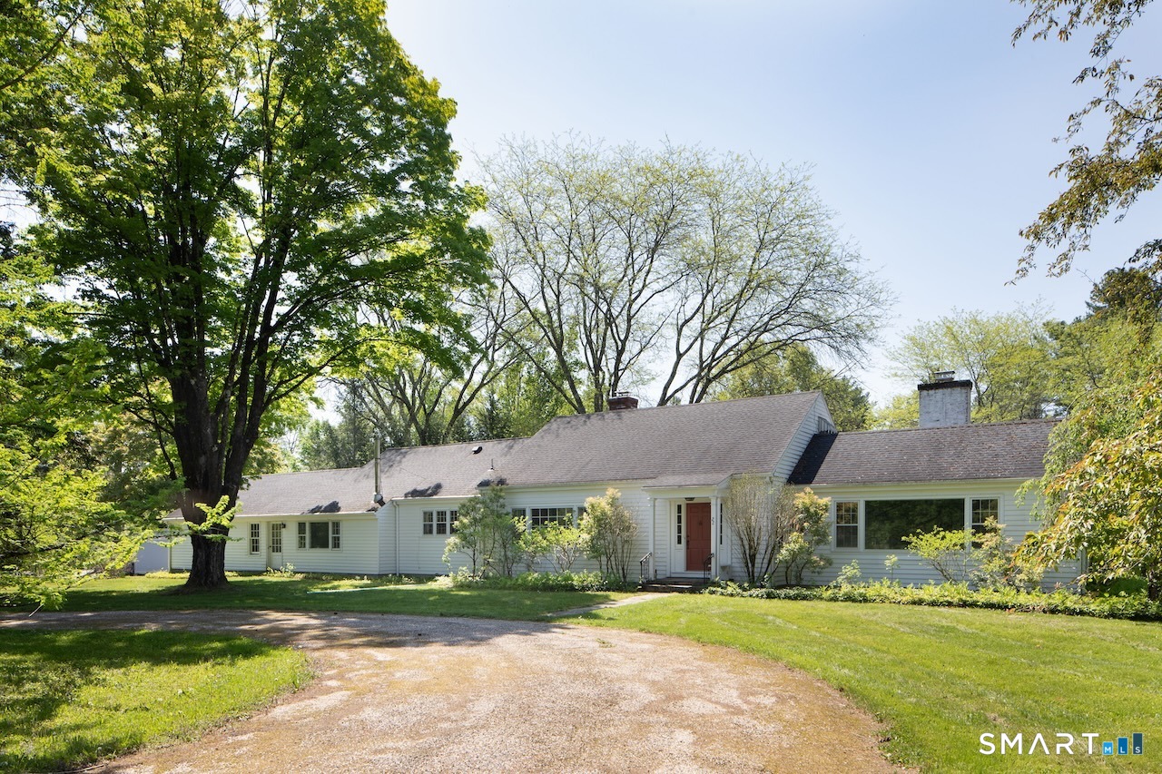 22 Robin Hill Lane Salisbury CT 06039