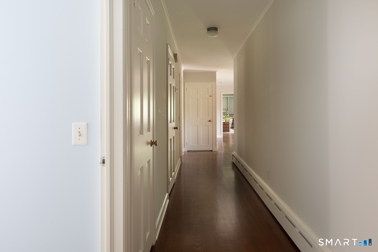 22 Robin Hill Lane Salisbury CT 06039