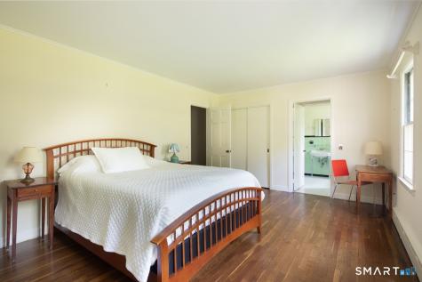 22 Robin Hill Lane Salisbury CT 06039