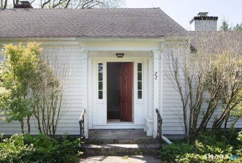 22 Robin Hill Lane Salisbury CT 06039