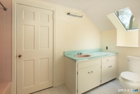 22 Robin Hill Lane Salisbury CT 06039