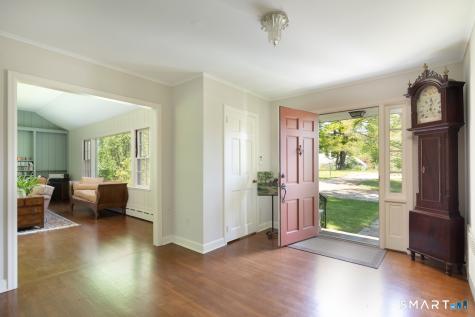 22 Robin Hill Lane Salisbury CT 06039