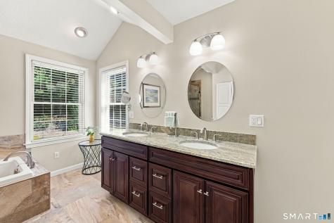 121 Amanda Drive Manchester CT 06040