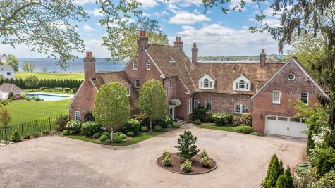 828 Sasco Hill Road Fairfield CT 06824