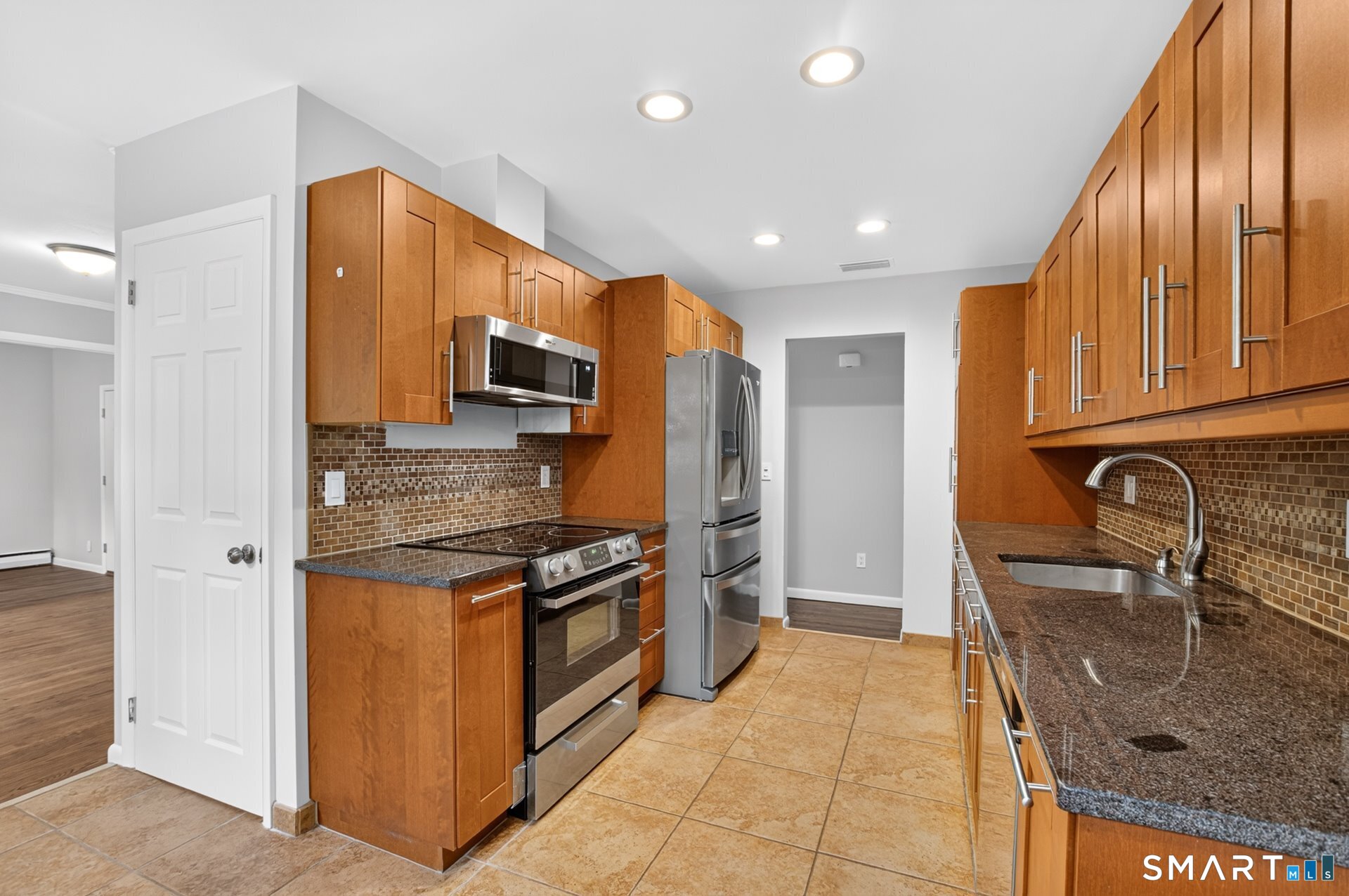 48 East Maxwell Drive West Hartford CT 06107