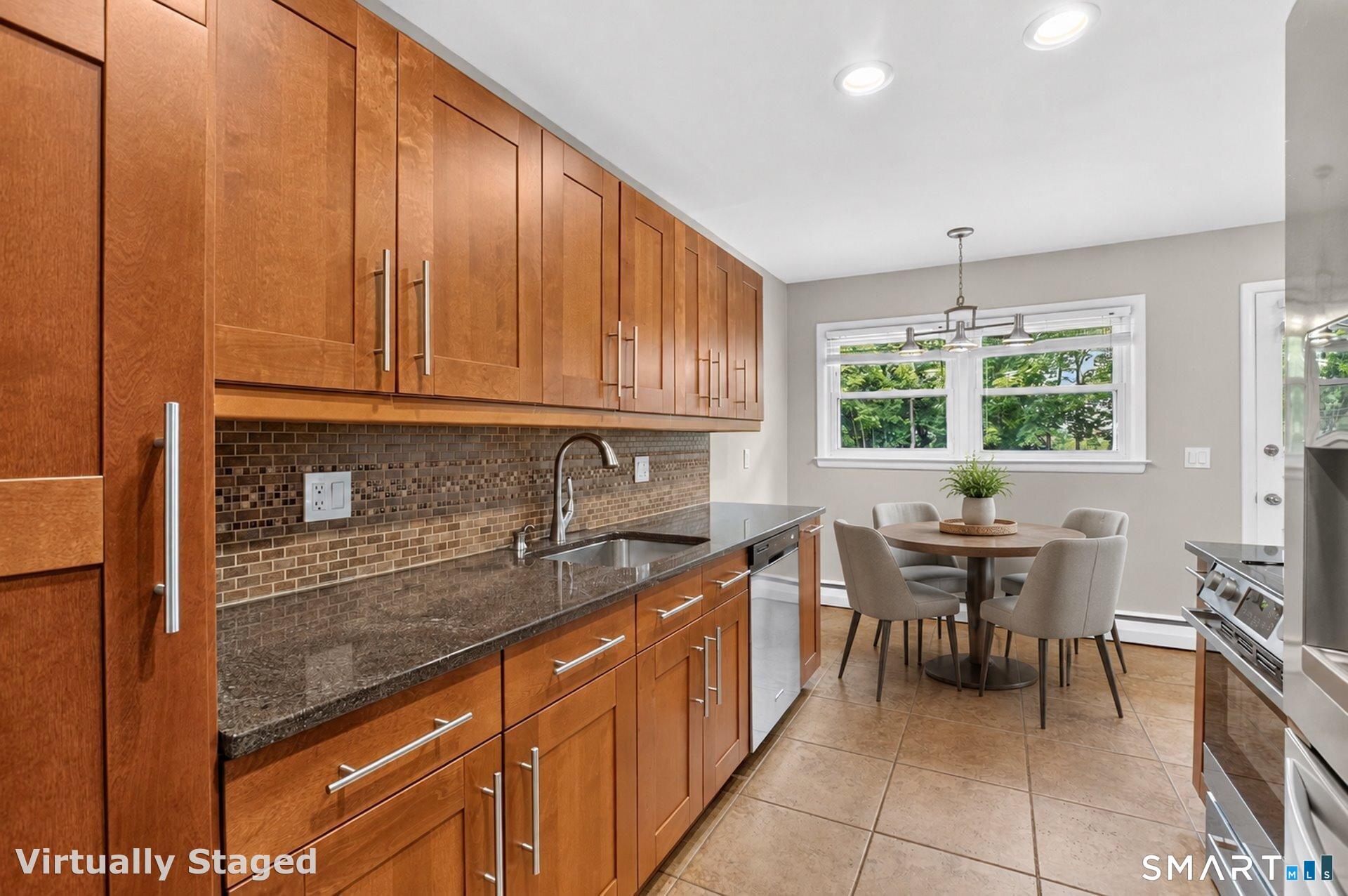 48 East Maxwell Drive West Hartford CT 06107