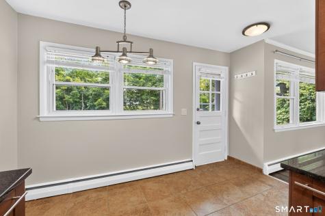 48 East Maxwell Drive West Hartford CT 06107