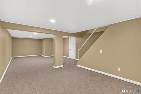 48 East Maxwell Drive West Hartford CT 06107