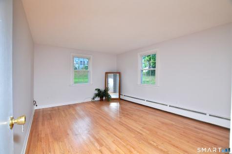 8 Peppercorn Lane East Granby CT 06026