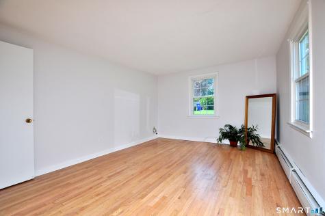 8 Peppercorn Lane East Granby CT 06026