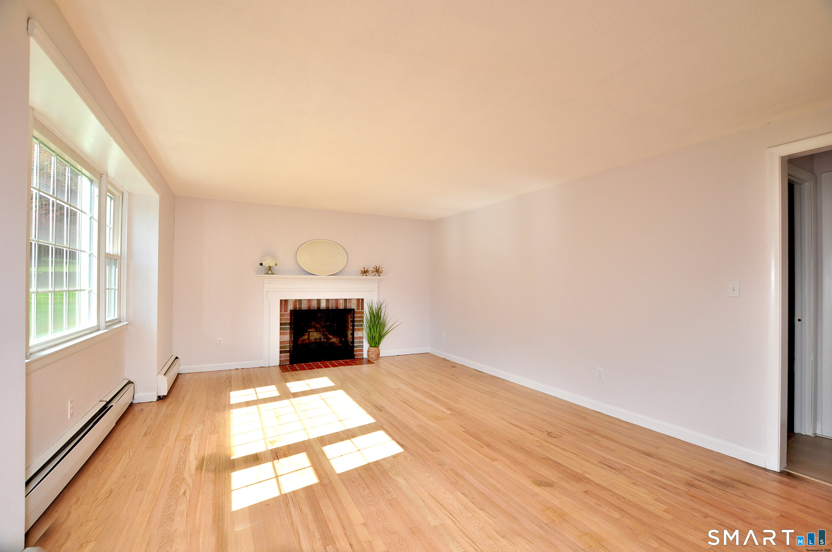 8 Peppercorn Lane East Granby CT 06026