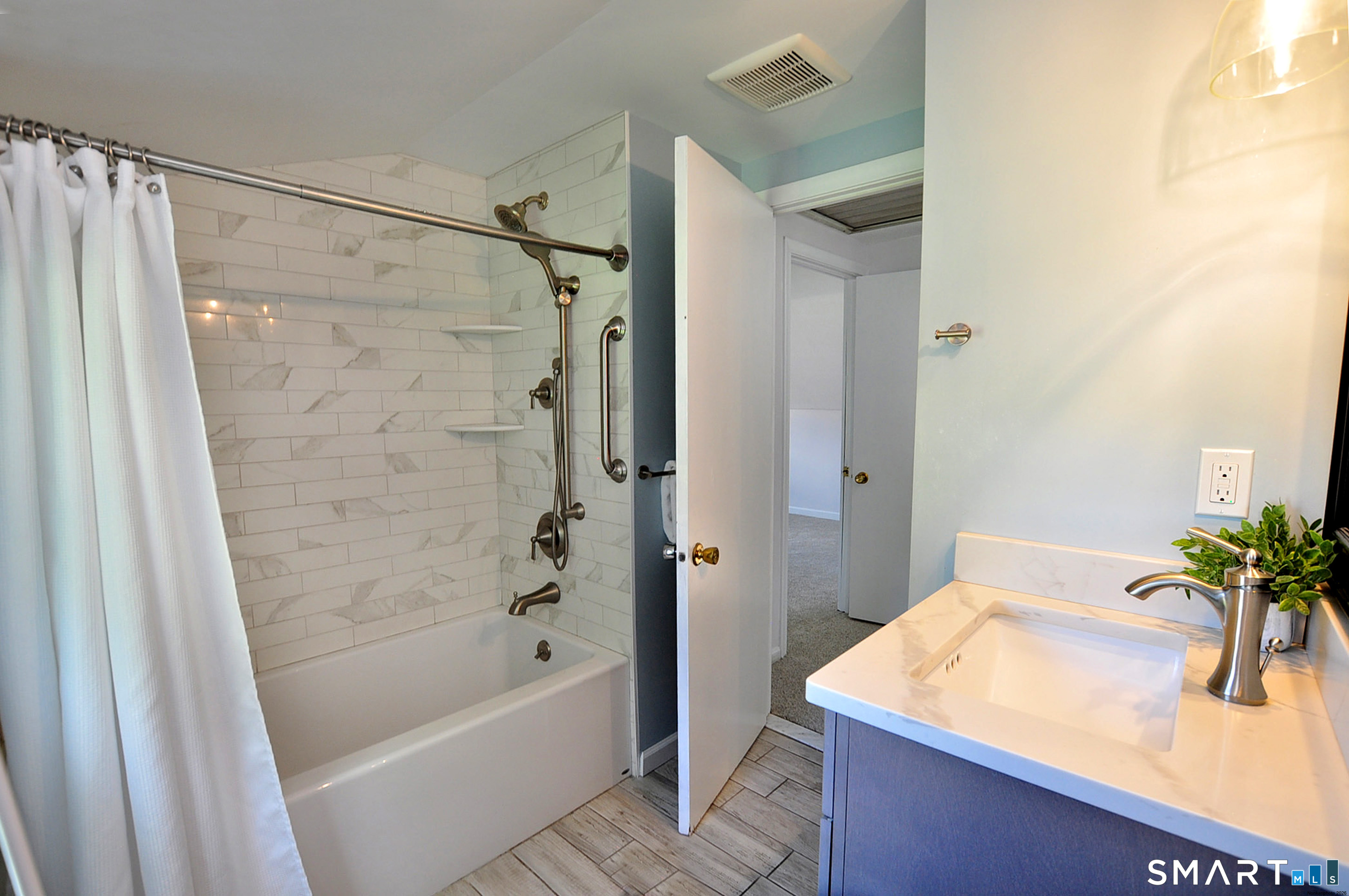 8 Peppercorn Lane East Granby CT 06026