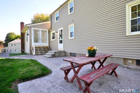 8 Peppercorn Lane East Granby CT 06026