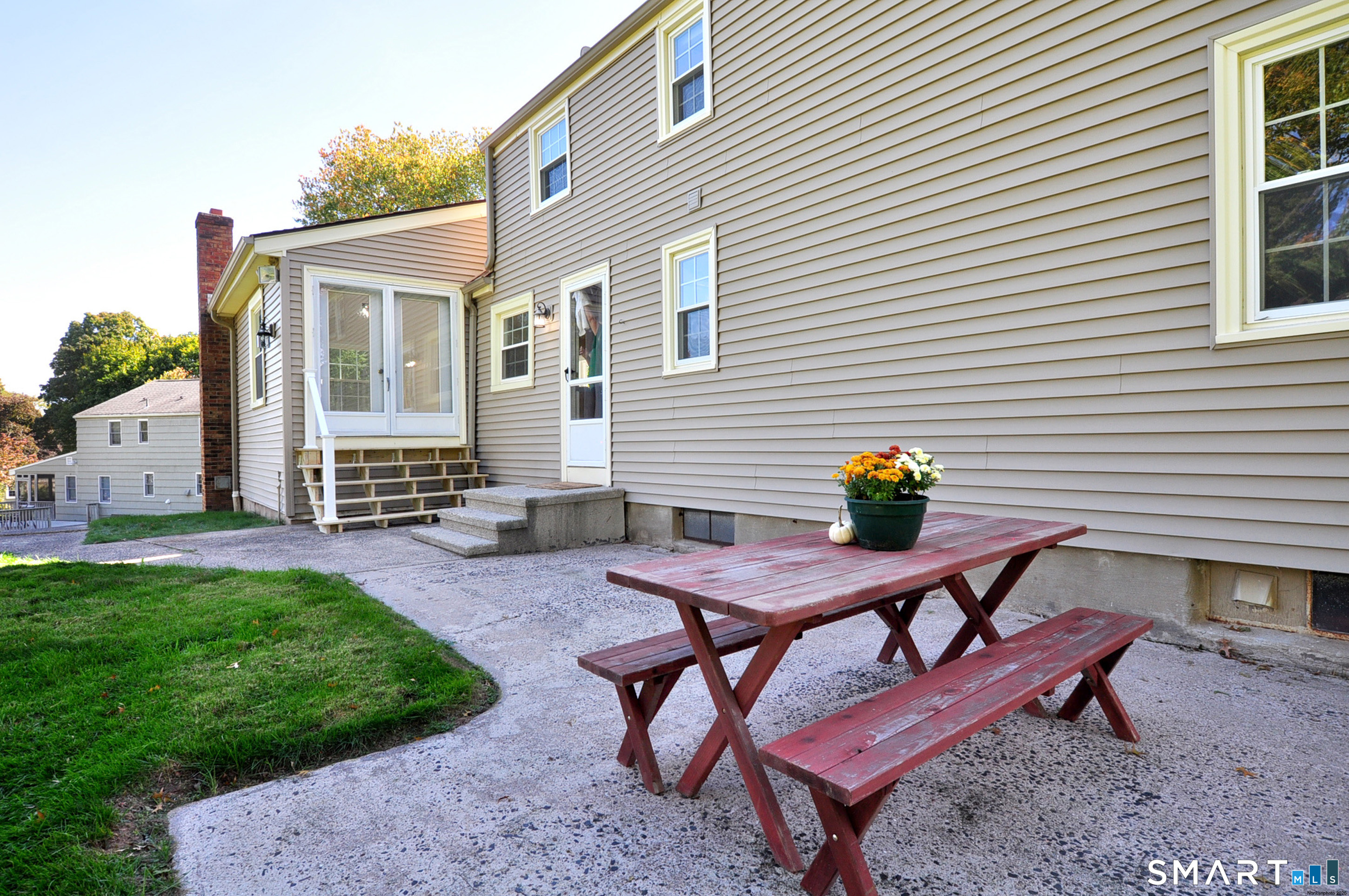 8 Peppercorn Lane East Granby CT 06026