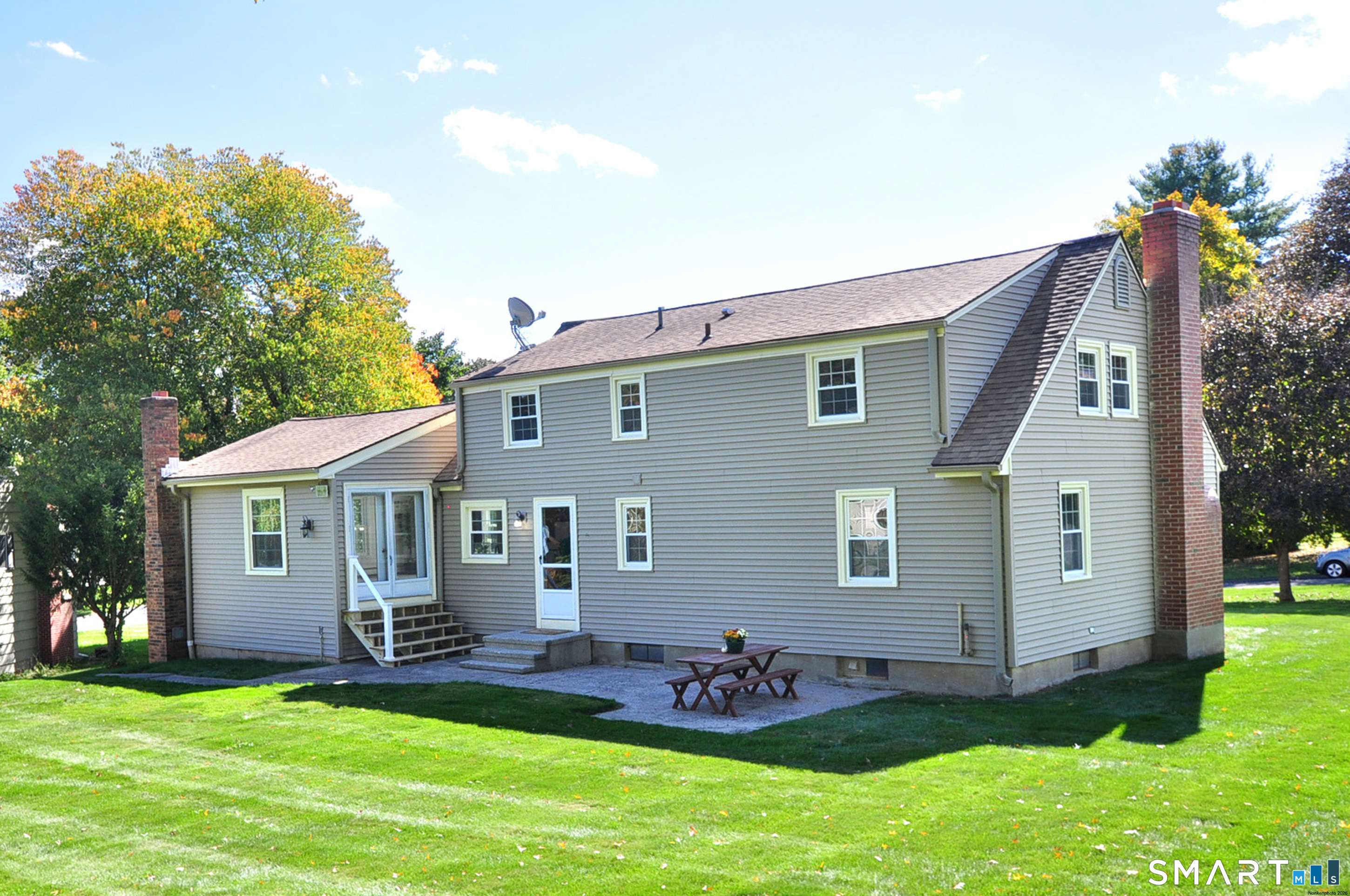 8 Peppercorn Lane East Granby CT 06026