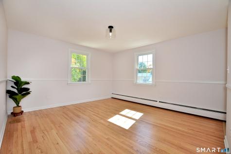 8 Peppercorn Lane East Granby CT 06026