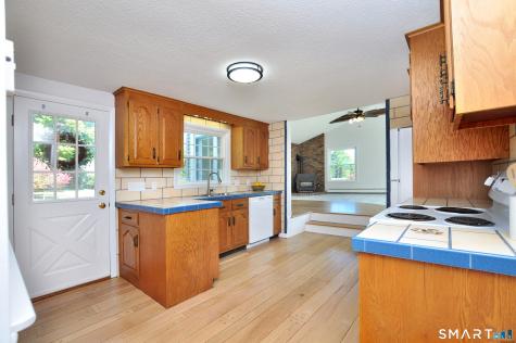 8 Peppercorn Lane East Granby CT 06026