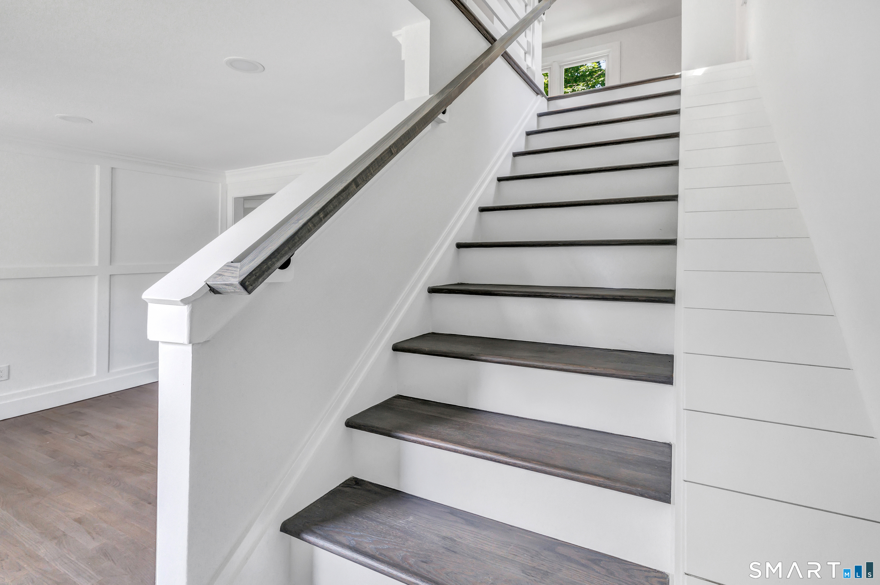 21 Meadow Street Milford CT 06460