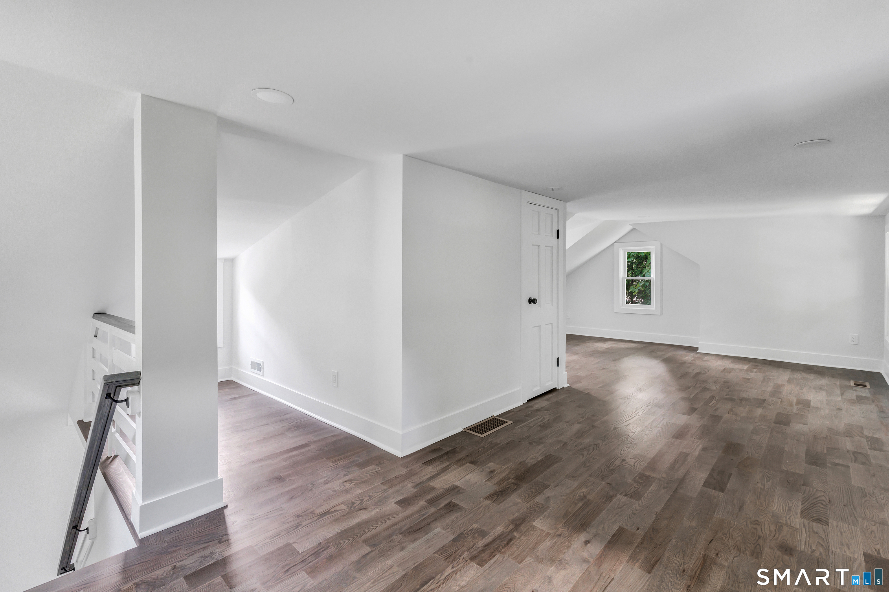 21 Meadow Street Milford CT 06460
