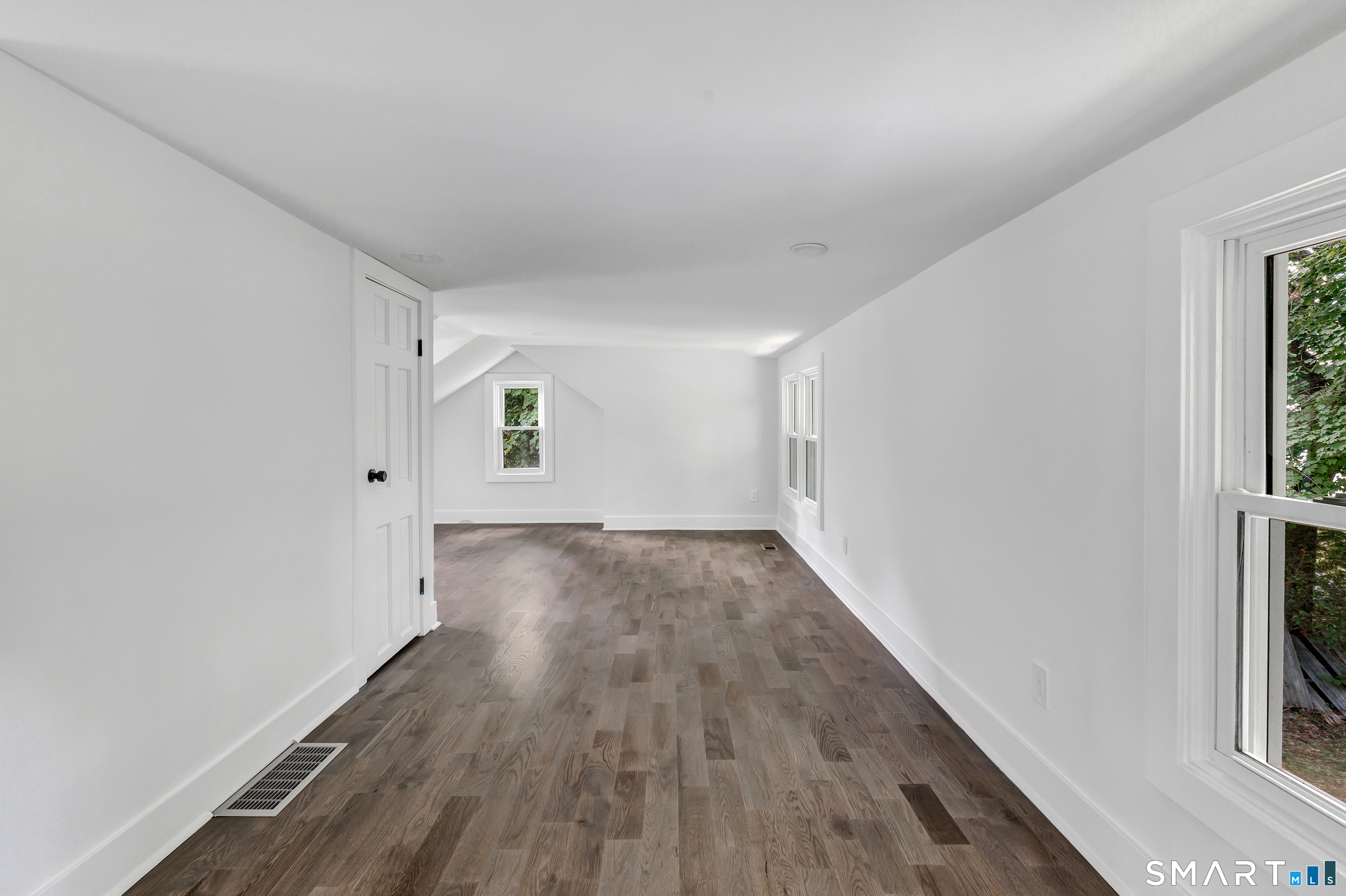 21 Meadow Street Milford CT 06460